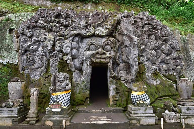 Goa Gajah elephant cave