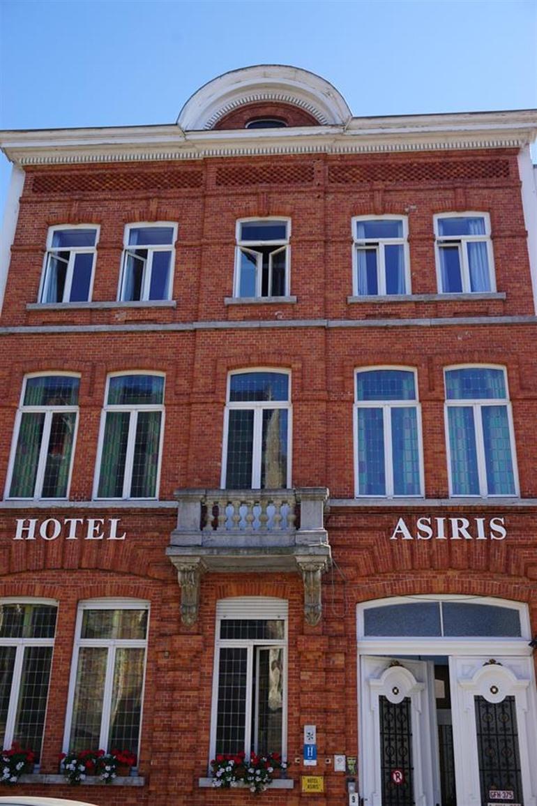 Hotel Asiris