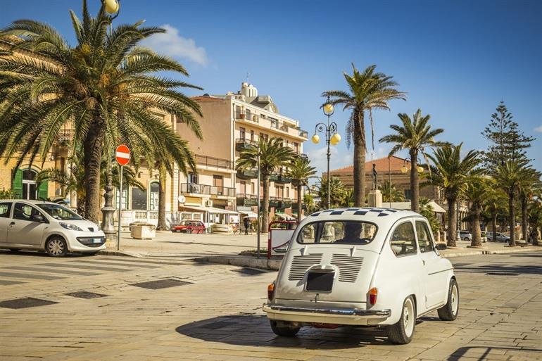 renting a car on Sicily