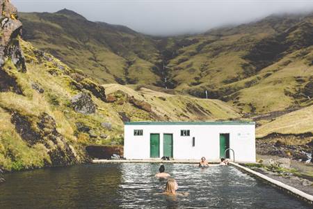 Seljavallalaug swimmingpool 