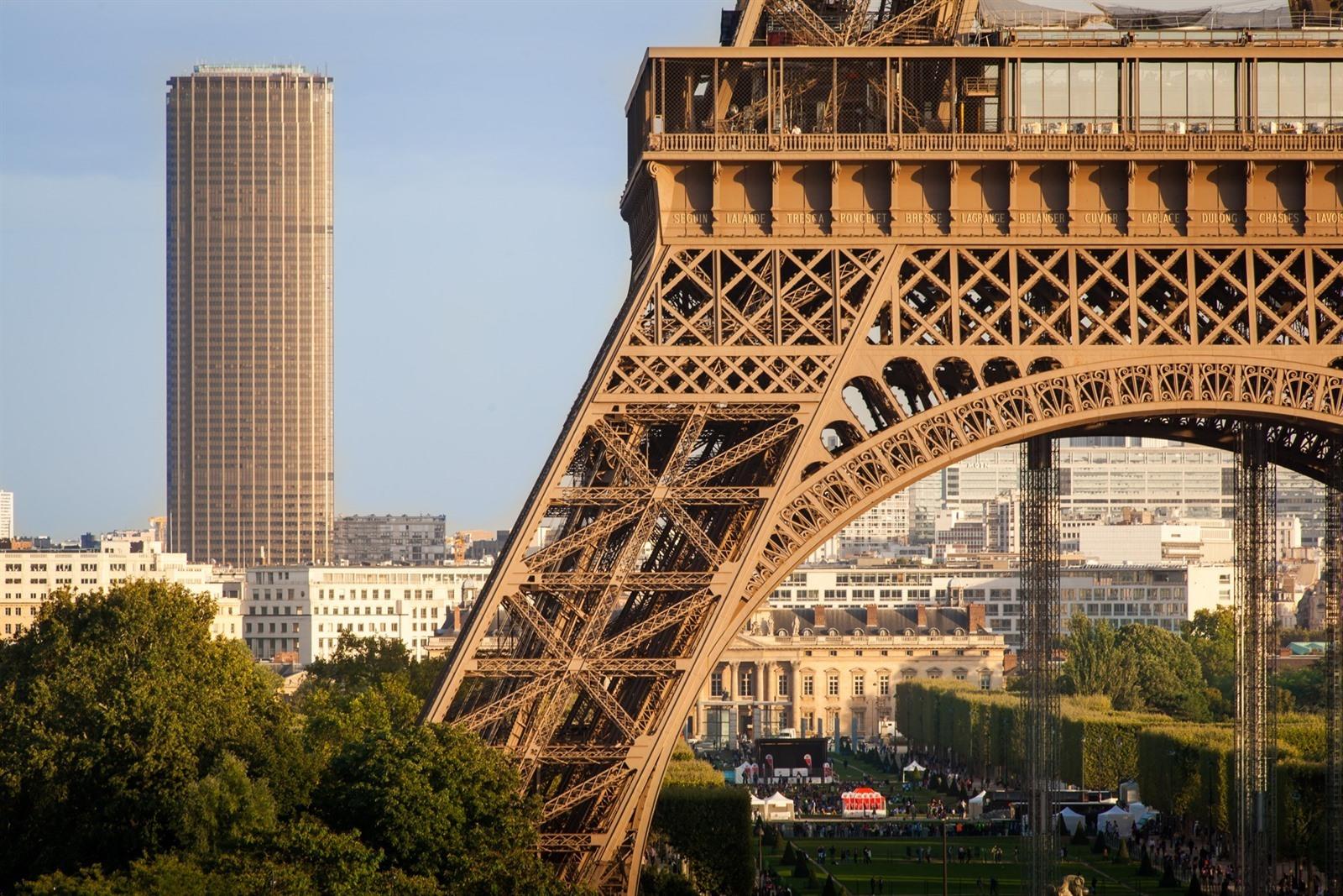 tour montparnasse course